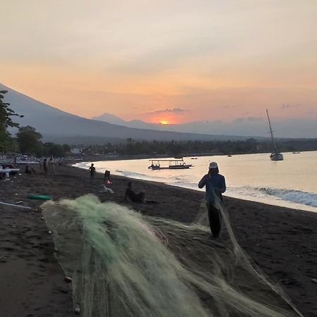 Amed Sari Beach Guesthouse Luaran gambar