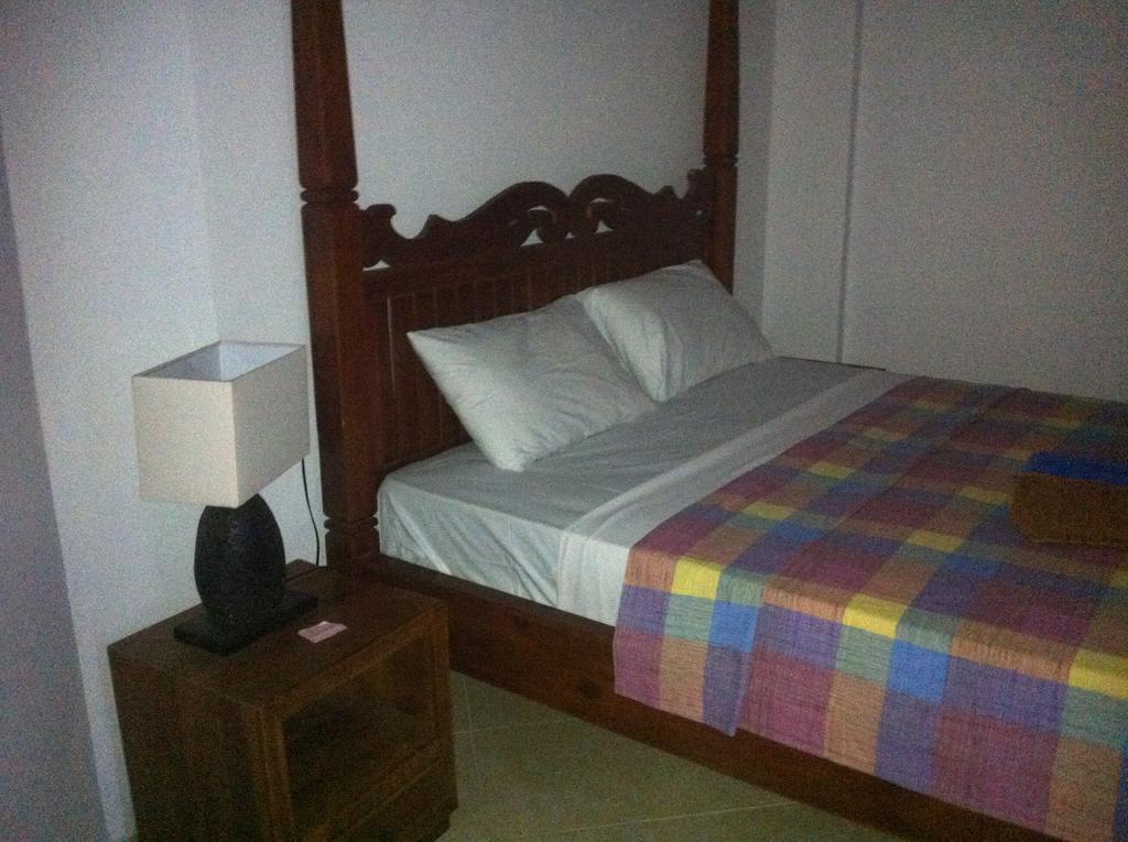 Amed Sari Beach Guesthouse Bilik gambar